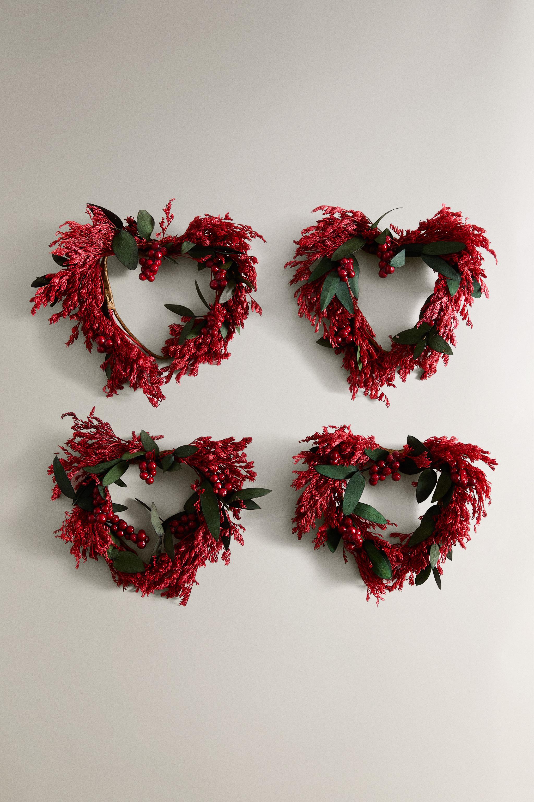 SET OF CHRISTMAS HEART LEAF NAPKIN RINGS (SET OF 4)